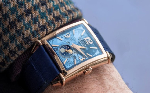 芝柏霧氣維修手表進水