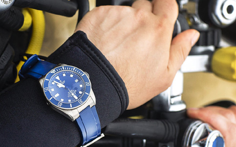 南通帝舵手表服務(wù)中心（帝舵手表走快了如何處理）