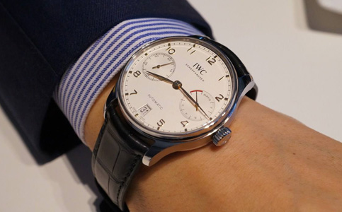 南昌是否有專修萬國手表的店（萬國手表出現了走快）