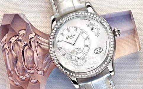 格拉蘇蒂北京維修地址(格拉蘇蒂手表出現(xiàn)走快)