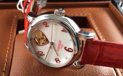 天梭青島維修店（天梭手表表鏈調節技巧。）