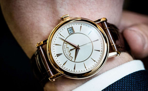 百達(dá)翡麗售后保養(yǎng)維修站（百達(dá)翡麗手表不慎進(jìn)水）