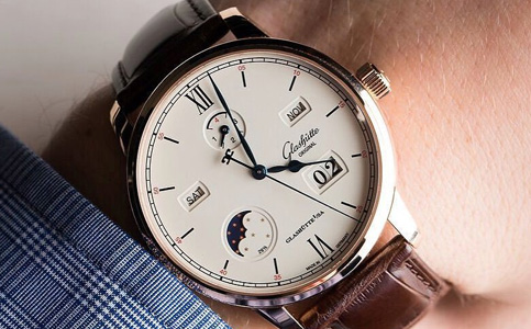 格拉蘇蒂手表維修售后（格拉蘇蒂手表摔壞了怎么修復）