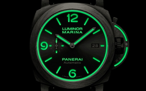 沛納海官方售后維修(處理沛納海手表表蒙上的劃痕)